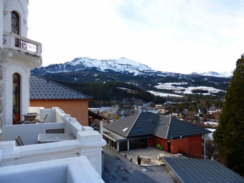 Appartement Standing Chateau Des Magnans ジョジエ エクステリア 写真
